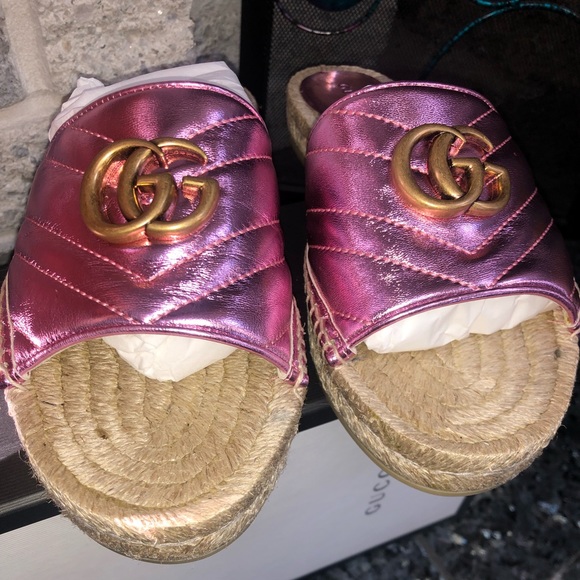 Gucci Pink Metallic Leather Espadrille Sandals - Picture 5 of 13